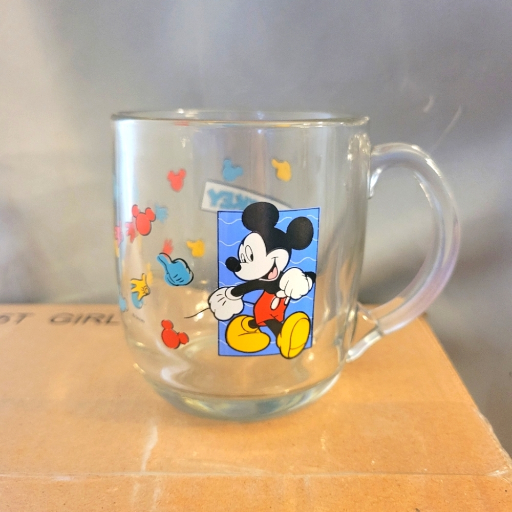 Vintage micky glass mug